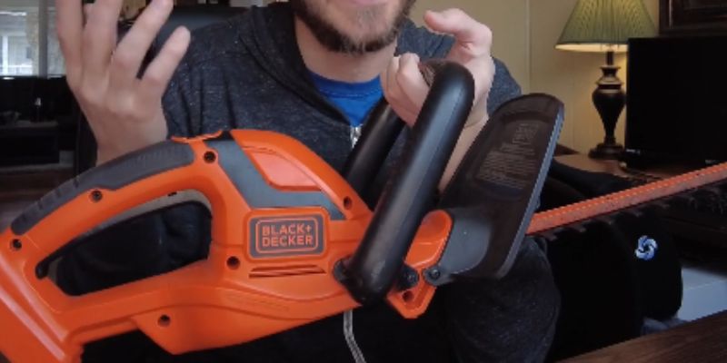 black and decker cordless hedge trimmer