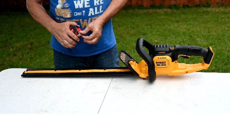 Best Cordless Battery Hedge Trimmers – Top 7 Reviews and Buying Guide post thumbnail image